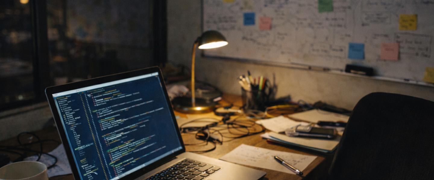 Keido Insights banner representing AI systems, analysis and transformation